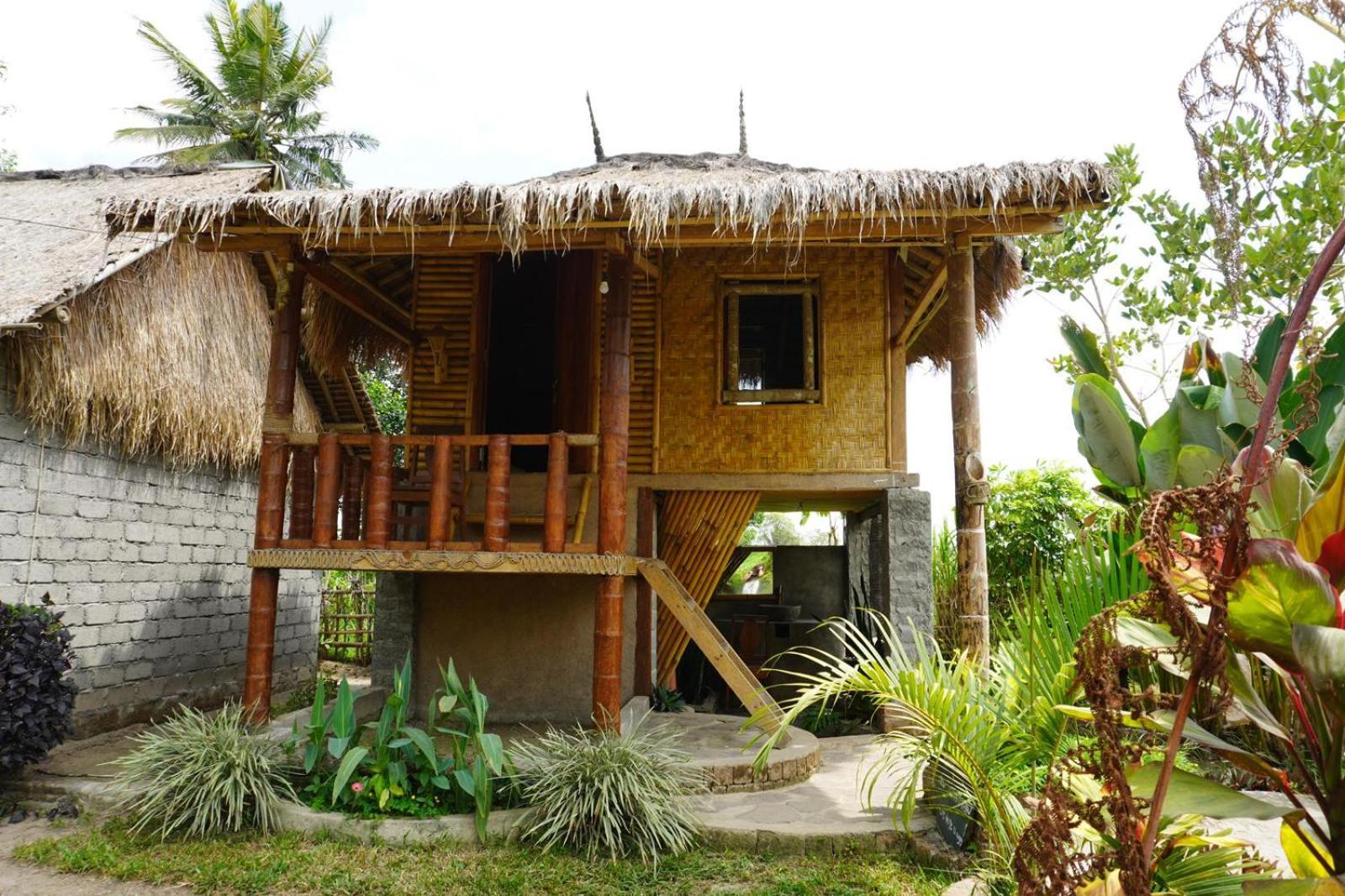 New Rinjani Homestay เตเตบาตู ภายนอก รูปภาพ