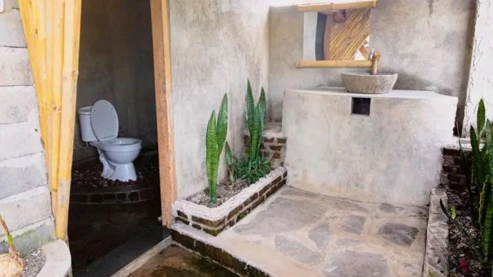 New Rinjani Homestay เตเตบาตู ภายนอก รูปภาพ