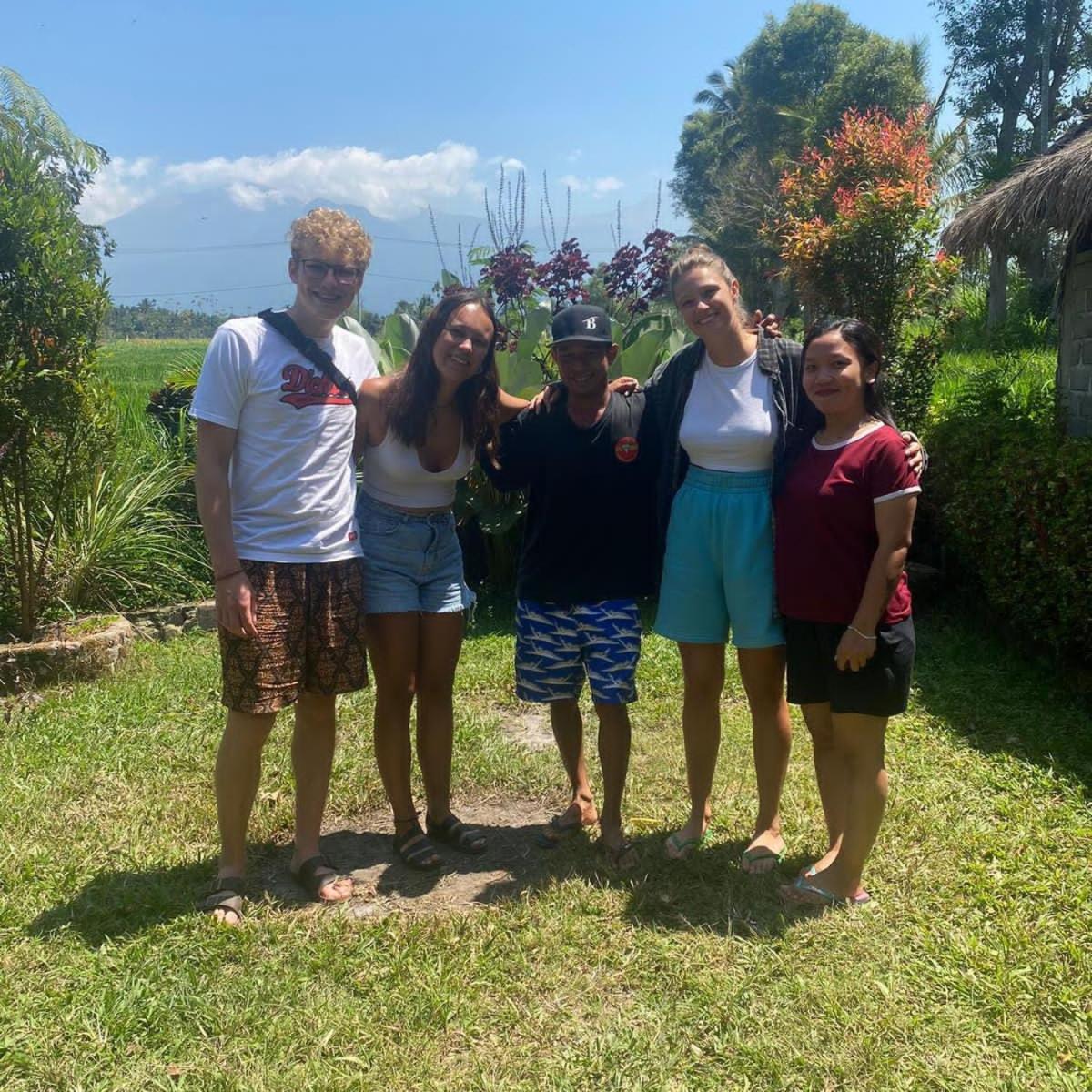 New Rinjani Homestay เตเตบาตู ห้อง รูปภาพ